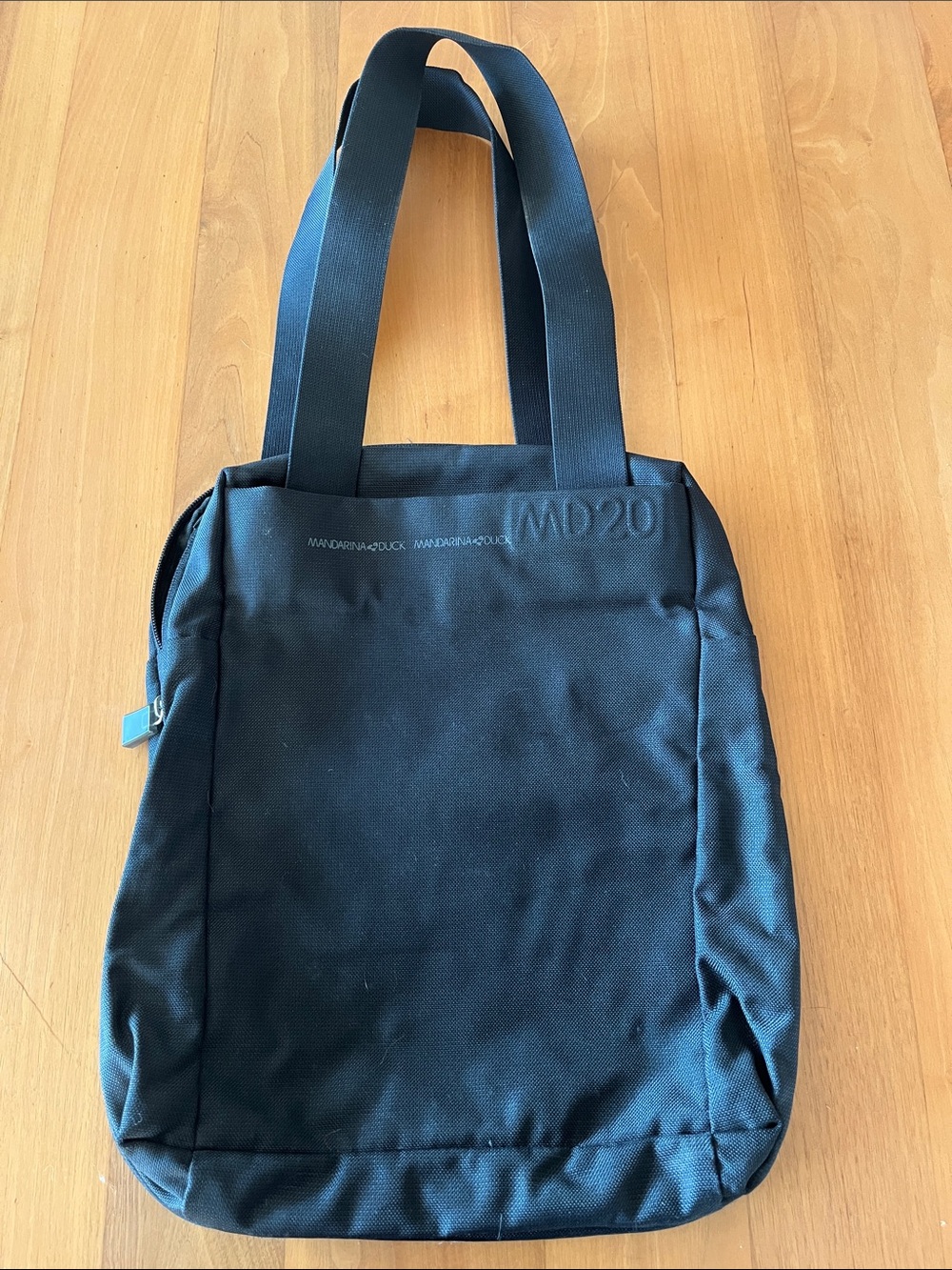 MD20 Everyday Black Tote by Mandarina Duck